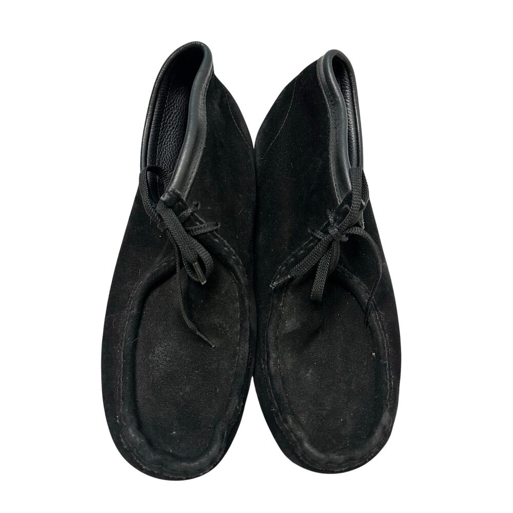 Clarks Wallabee black boots a classic moccasin crepe rubber sole 10 1/2